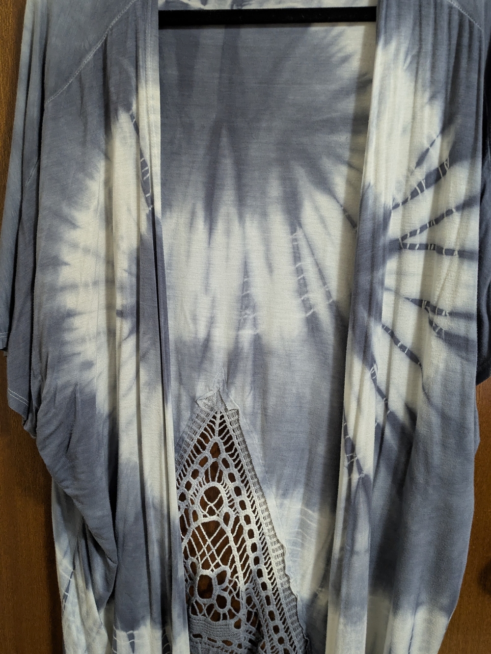 Women's Gray Tie-Dye Open Front Tunic with Crochet Panel